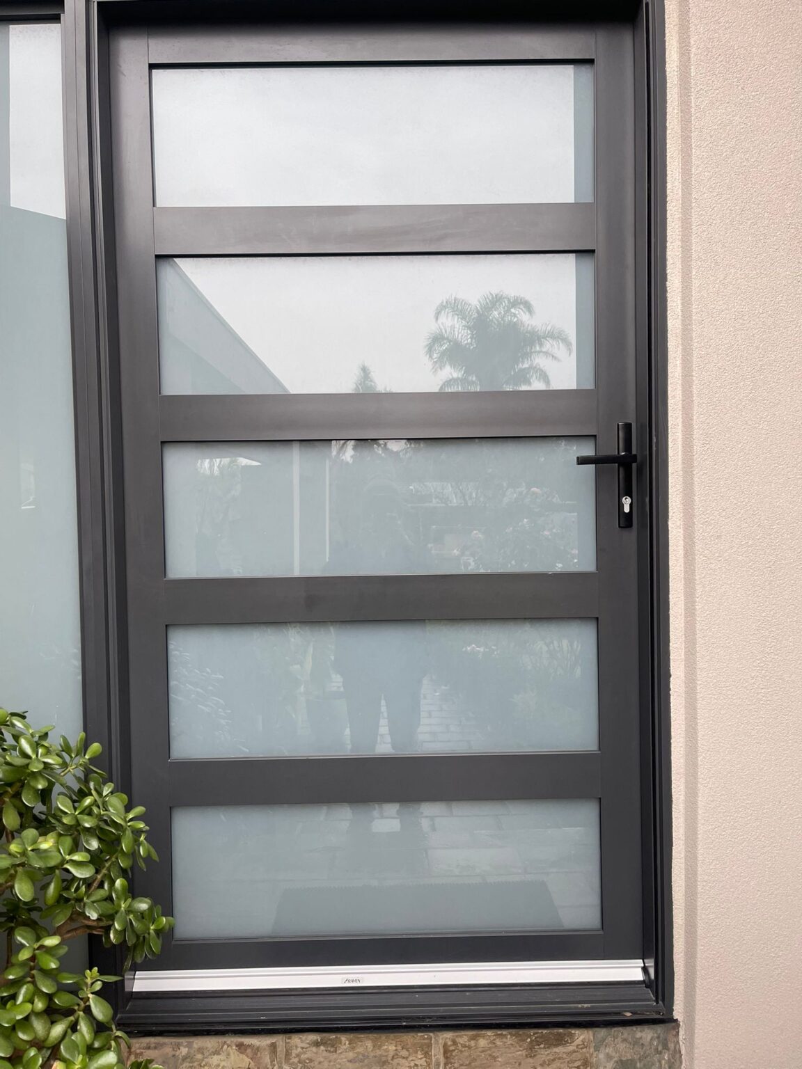 aluminium-security-door-installation-victoria