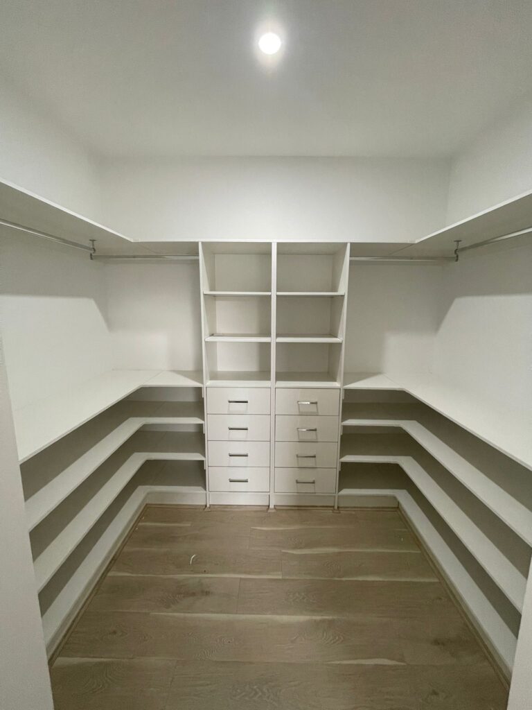 large-walk-in-wardrobe-storage-solution-victoria