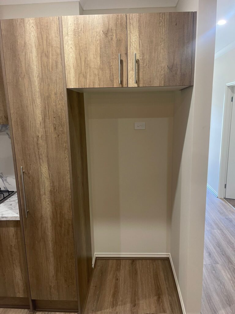 timber-wardrobe-internal-storage-installation-victoria