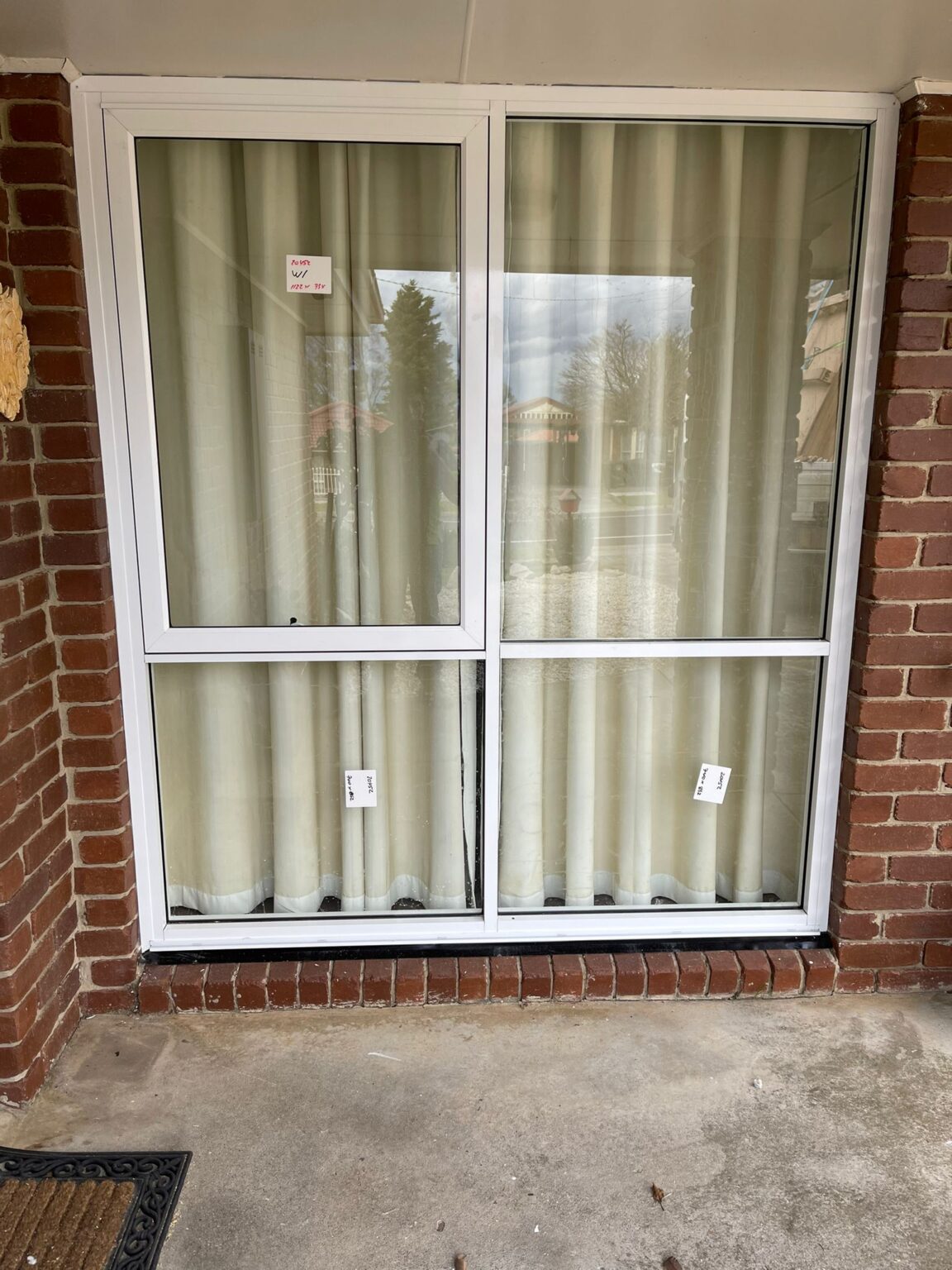 window-fly-screen-installation-victoria